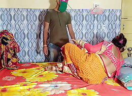 डॉक्टर ने अपनी पेसेंट को क्लिनिक में जबरदस्ती चोदा इलाज के बहाने