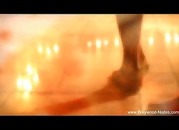 She Wants To Make You Happy